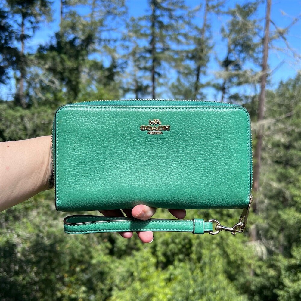 COACH Long Zip-Around Green Pebble Leather Wallet with Gold Hardware AUTHENTIC